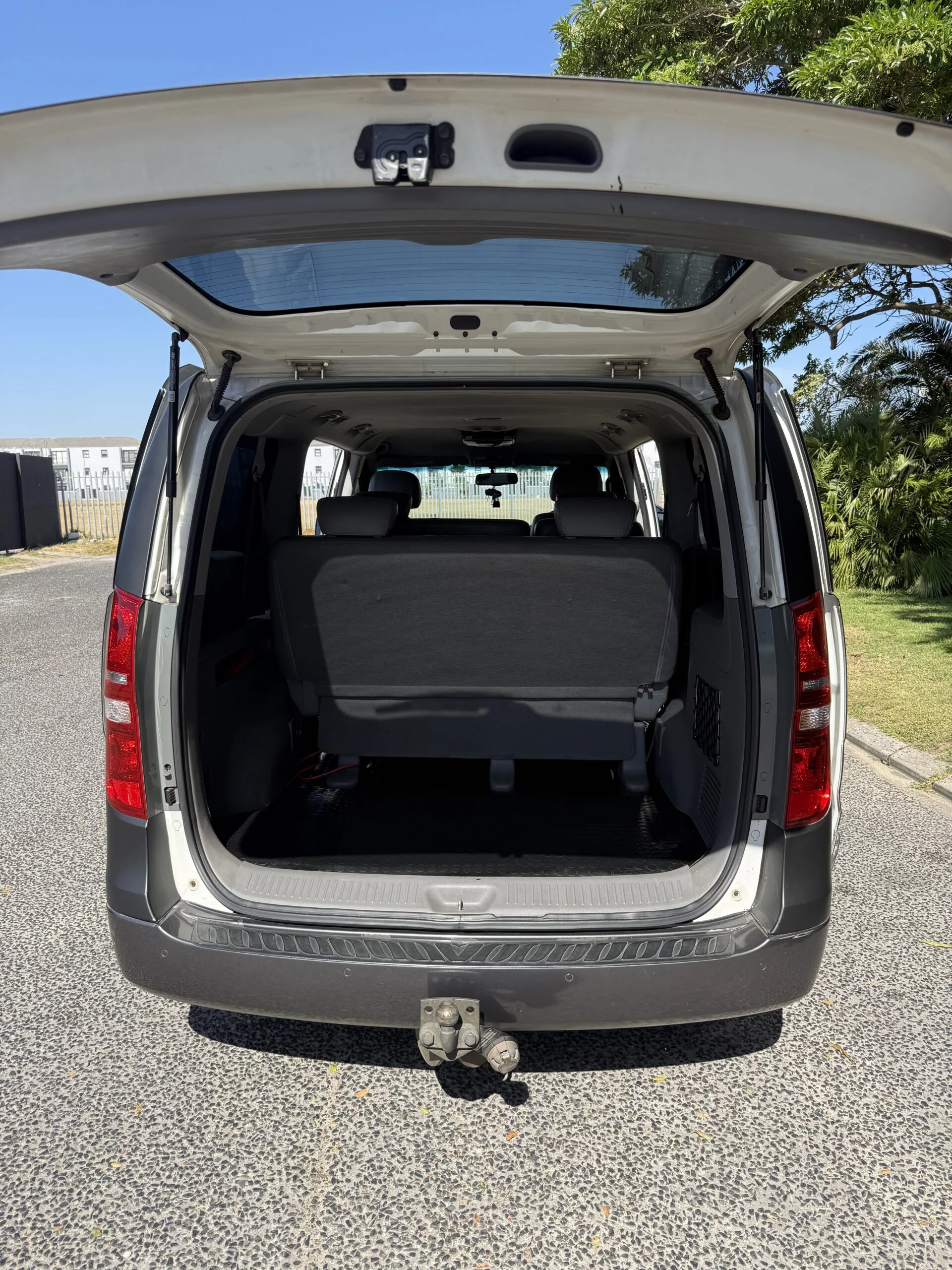 Hyundai H1 — Wanderer Cape Town fleet photo 6