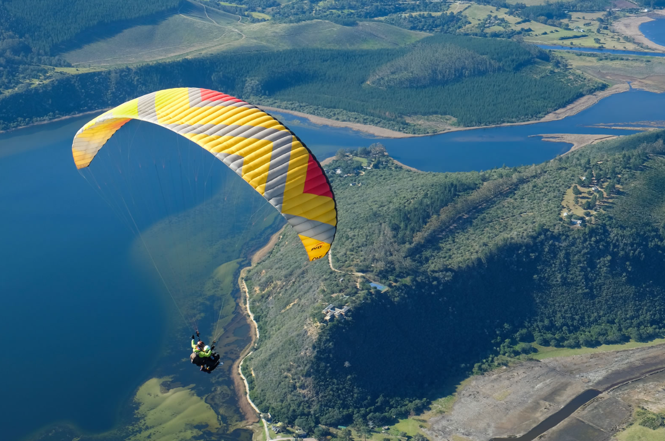 Paragliding Cape Town — tandem flight from Signal Hill