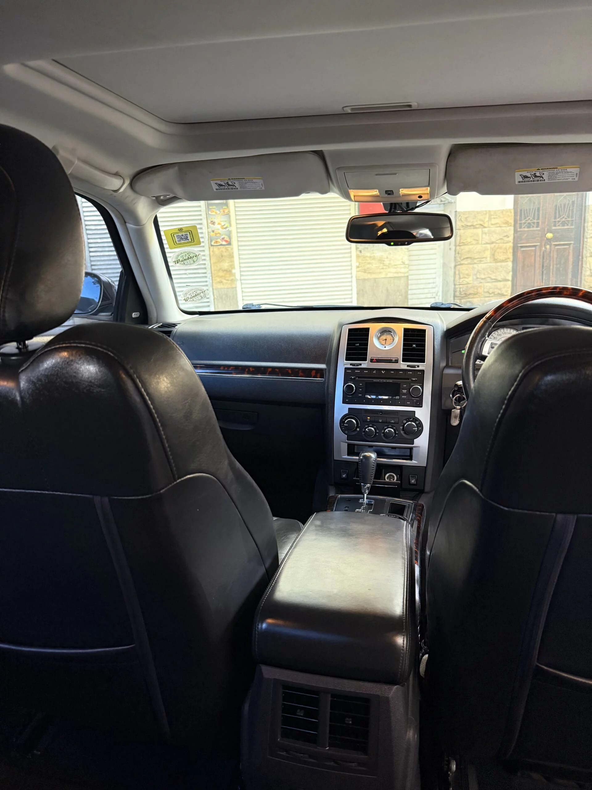 Chrysler 300C — Wanderer Cape Town fleet photo 6