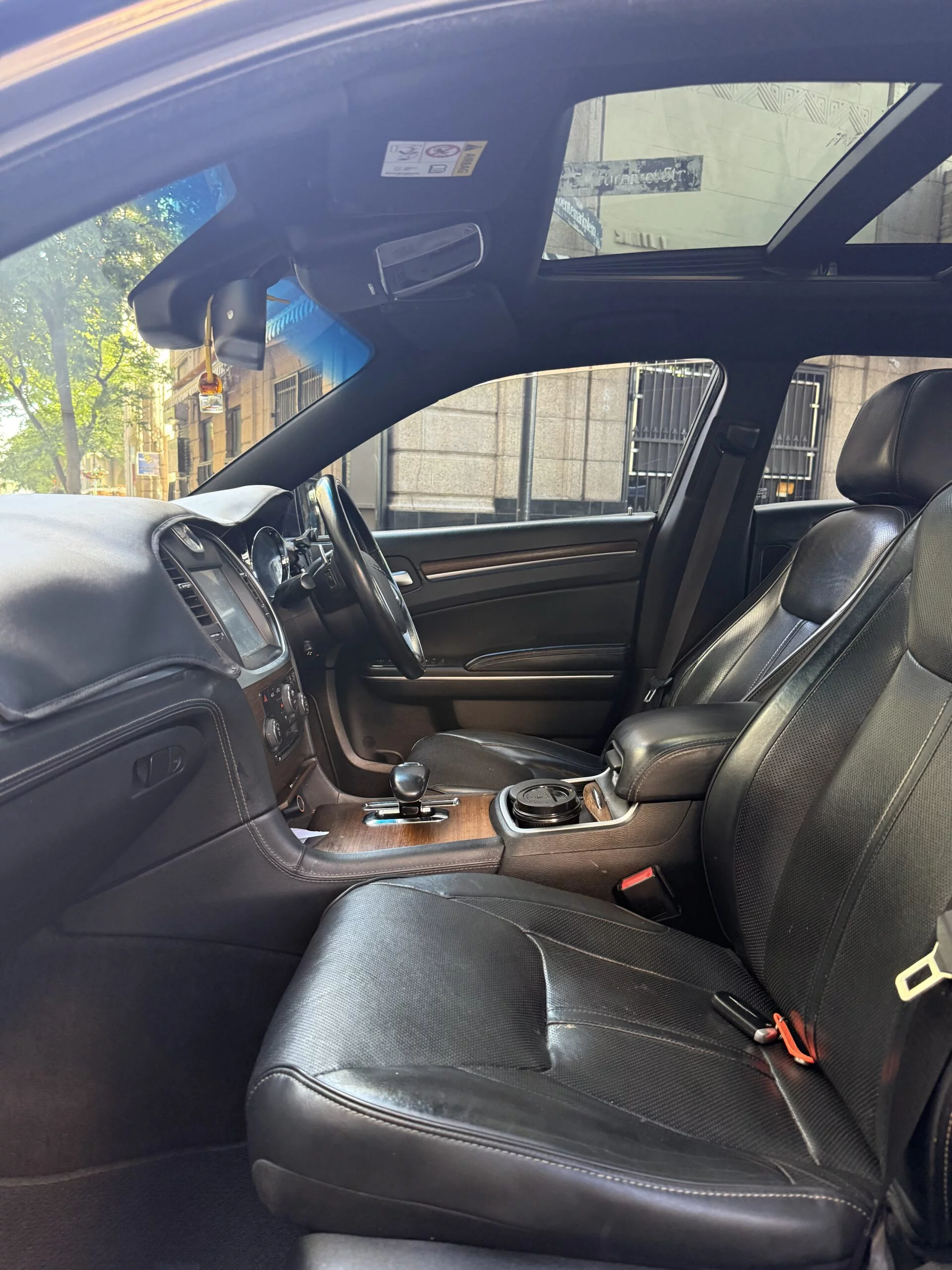 Chrysler 300C — Wanderer Cape Town fleet photo 10