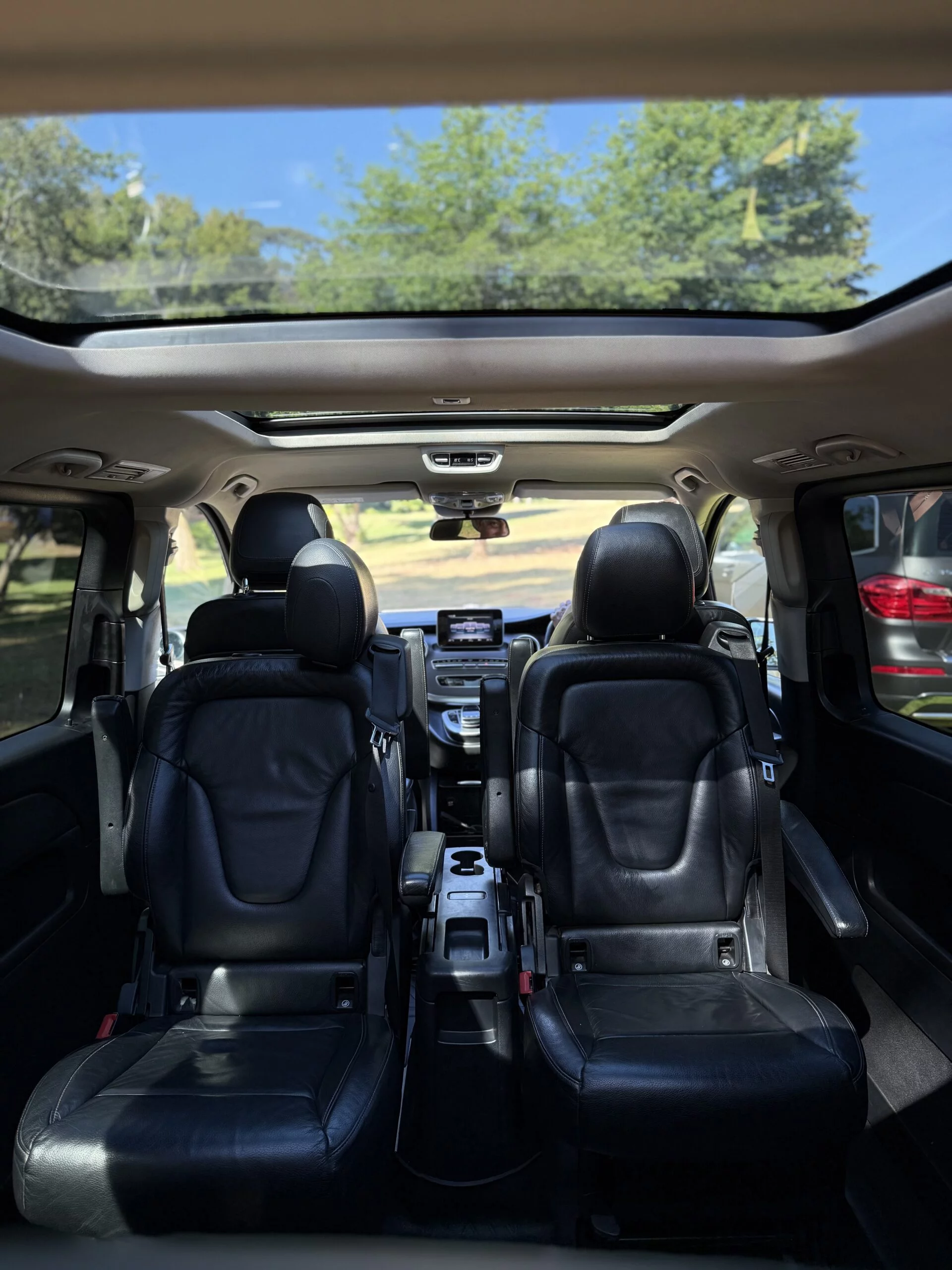 Mercedes-Benz V-Class — Wanderer Cape Town fleet photo 4